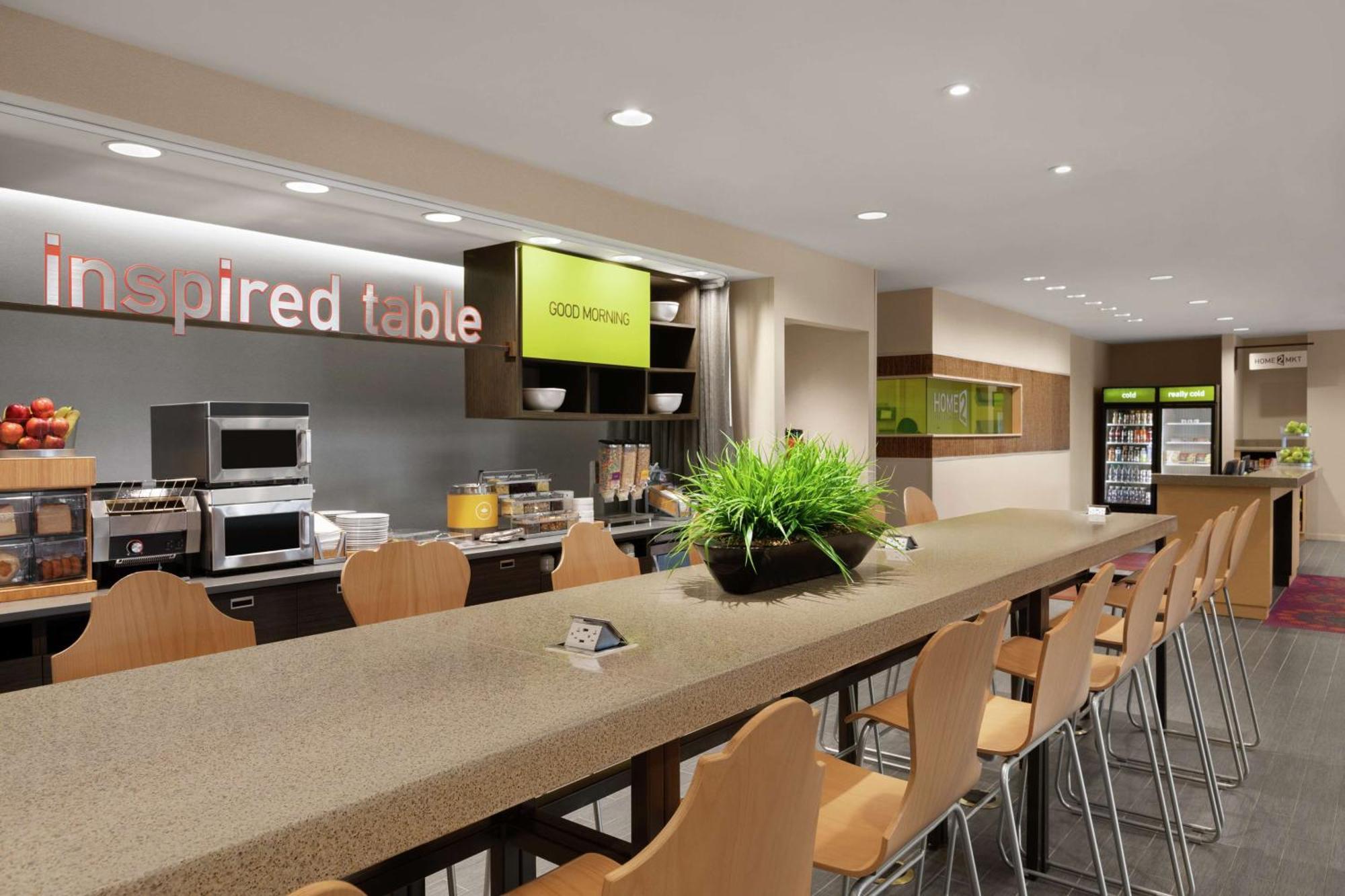 โฮม2 สวีท บาย ฮิลตัน ซาแวนนาห์ แอร์พอร์ต Hotel พูเลอร์ ภายนอก รูปภาพ